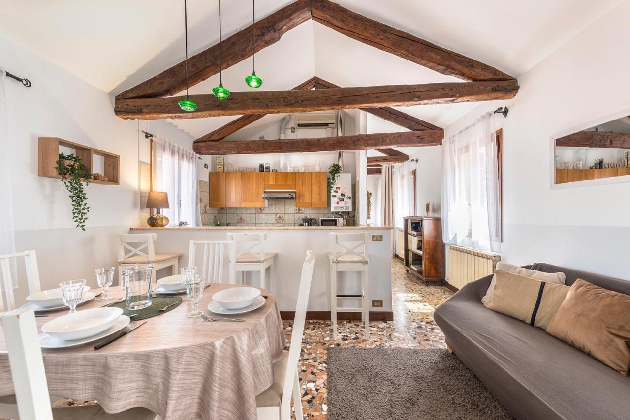 Colombina Like At Home 3 Bedrooms Fully Equipped Air Conditioned Veneza Exterior foto