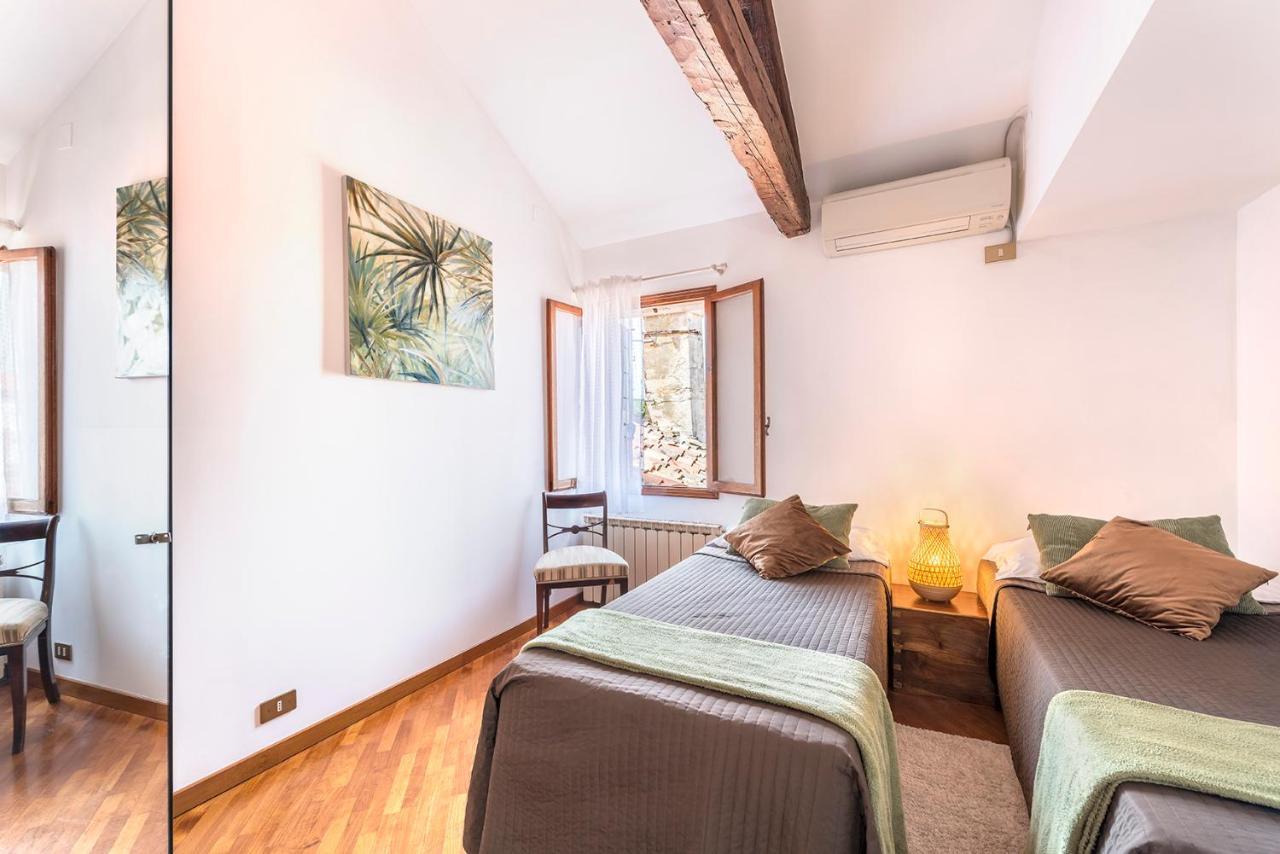 Colombina Like At Home 3 Bedrooms Fully Equipped Air Conditioned Veneza Exterior foto