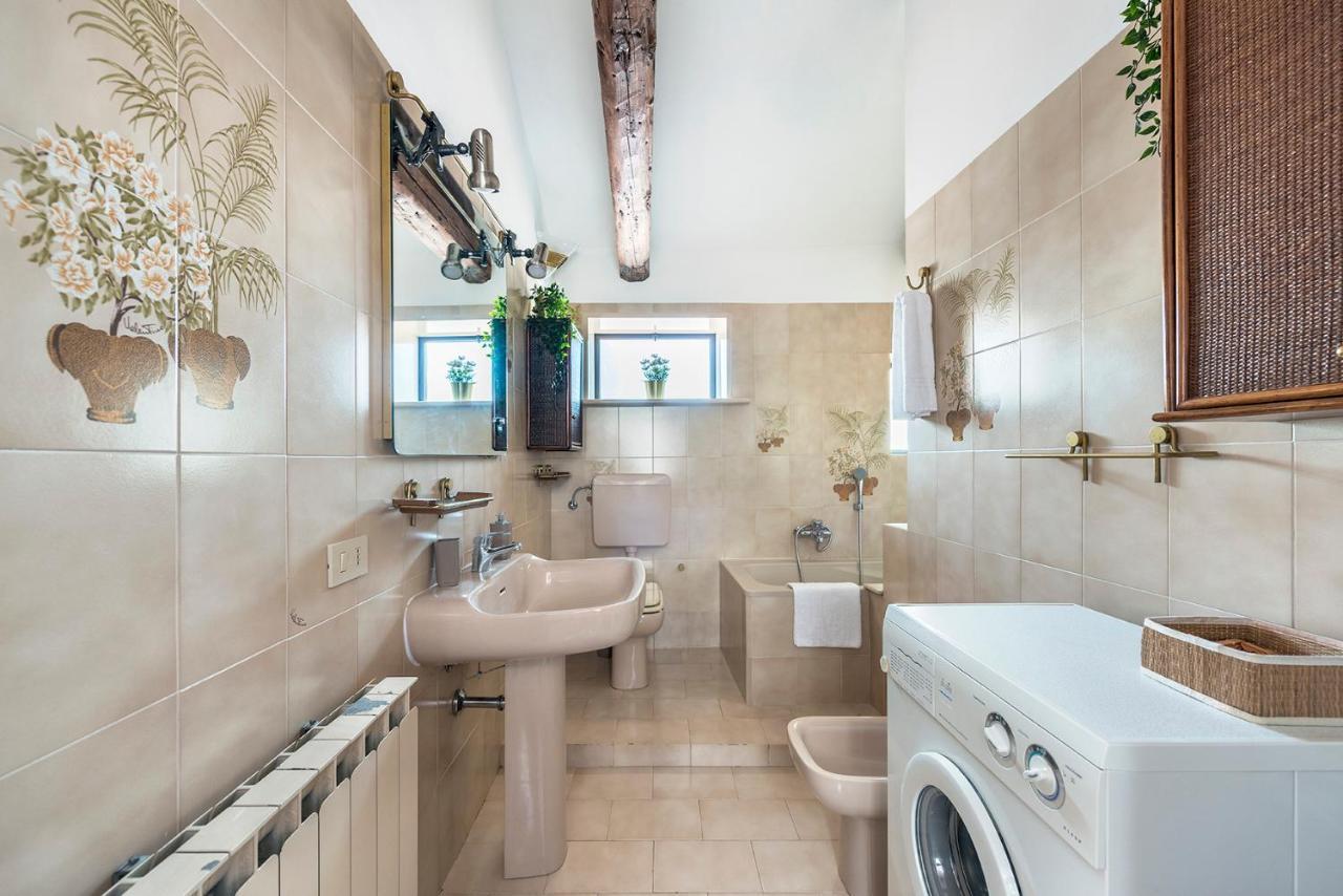 Colombina Like At Home 3 Bedrooms Fully Equipped Air Conditioned Veneza Exterior foto