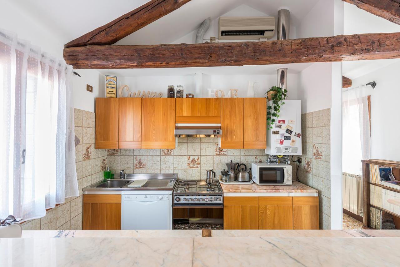 Colombina Like At Home 3 Bedrooms Fully Equipped Air Conditioned Veneza Exterior foto