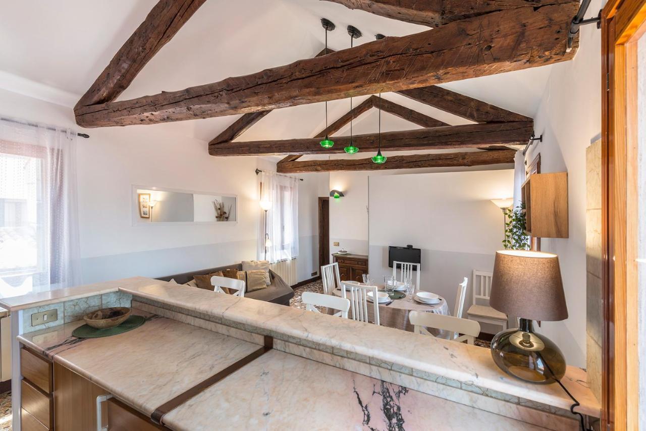 Colombina Like At Home 3 Bedrooms Fully Equipped Air Conditioned Veneza Exterior foto